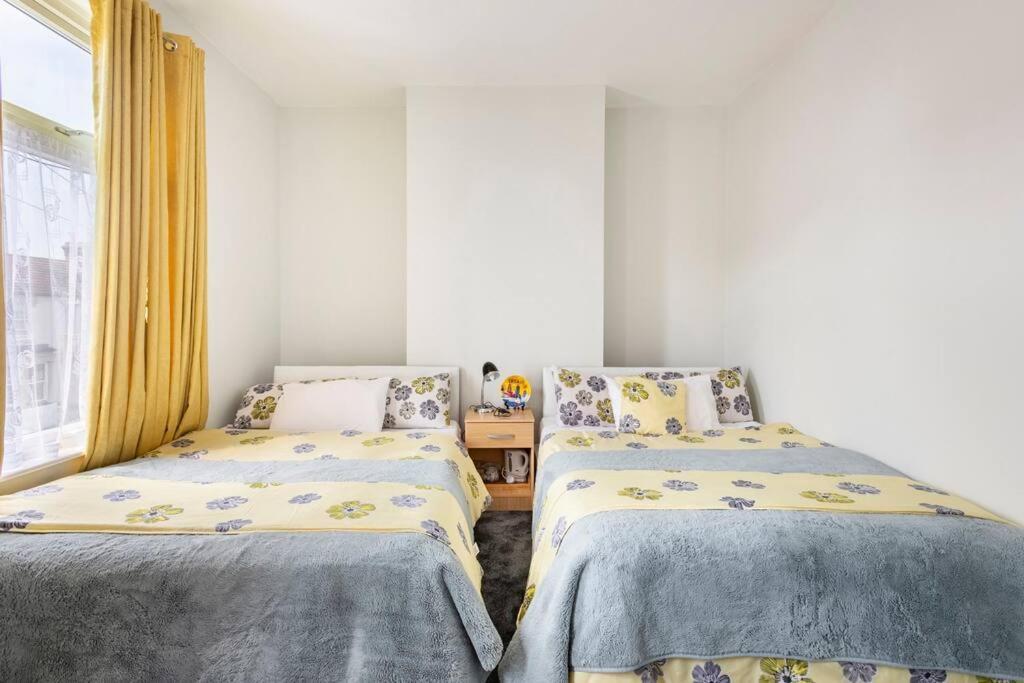 Villa Travellers' Choice In Harwich-Essex Esterno foto