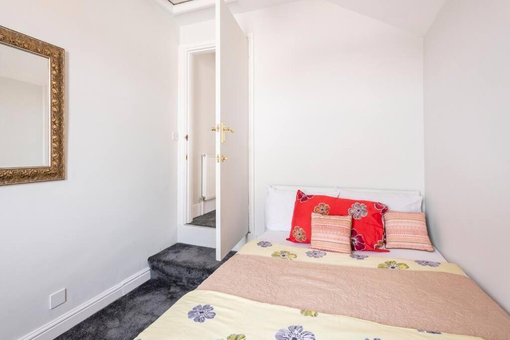 Villa Travellers' Choice In Harwich-Essex Esterno foto